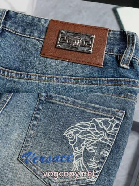 人気復活 絶妙な抜け感 26ss 2026最新作 海外発VERSACEブランド 品 コピージーンズ 4