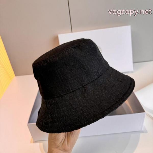 大歓迎な専門店 海外限定!! 人気モデル商品帽子VERSACEコピー ブランド 通販 安心.. 4