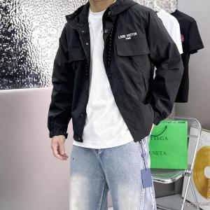 コピー ブランド 通販様々なシーンに 目を惹く 大人気カラー入荷！ジャケットLOUIS VUITTON