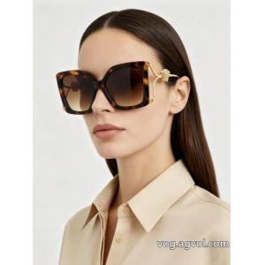 スーパー コピー 販売NEWトップス 高級感ある ファッション感満載！サングラスVERSACE.